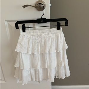 RUFFLE SKIRT PRETTYLITTLETHING 🕊